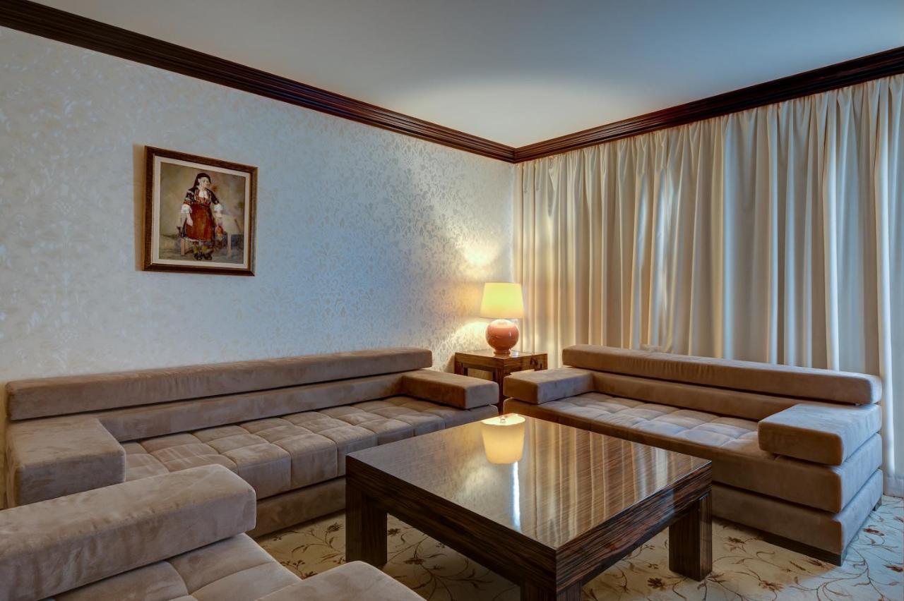 Shiroka Laka Hotel المظهر الخارجي الصورة