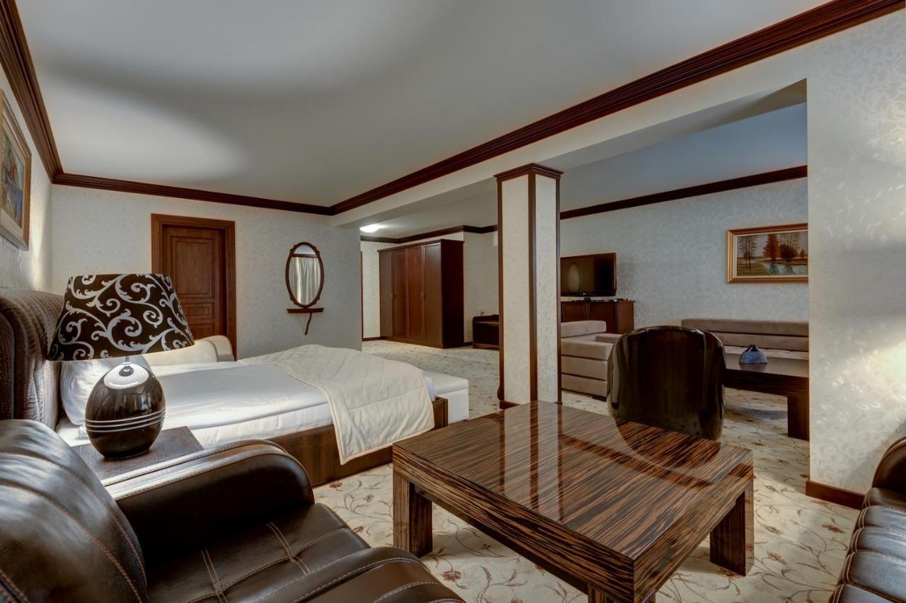 Shiroka Laka Hotel المظهر الخارجي الصورة