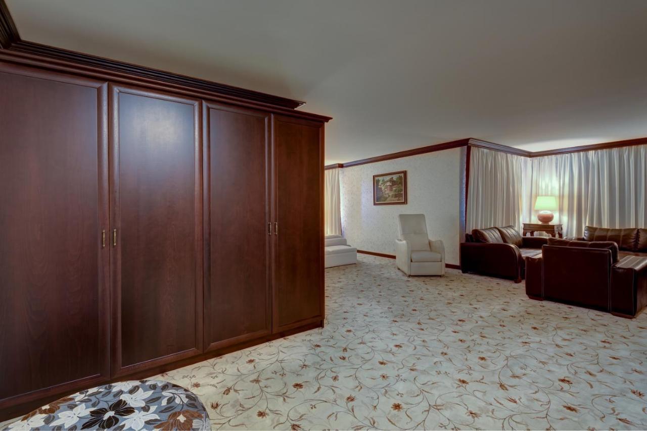 Shiroka Laka Hotel المظهر الخارجي الصورة