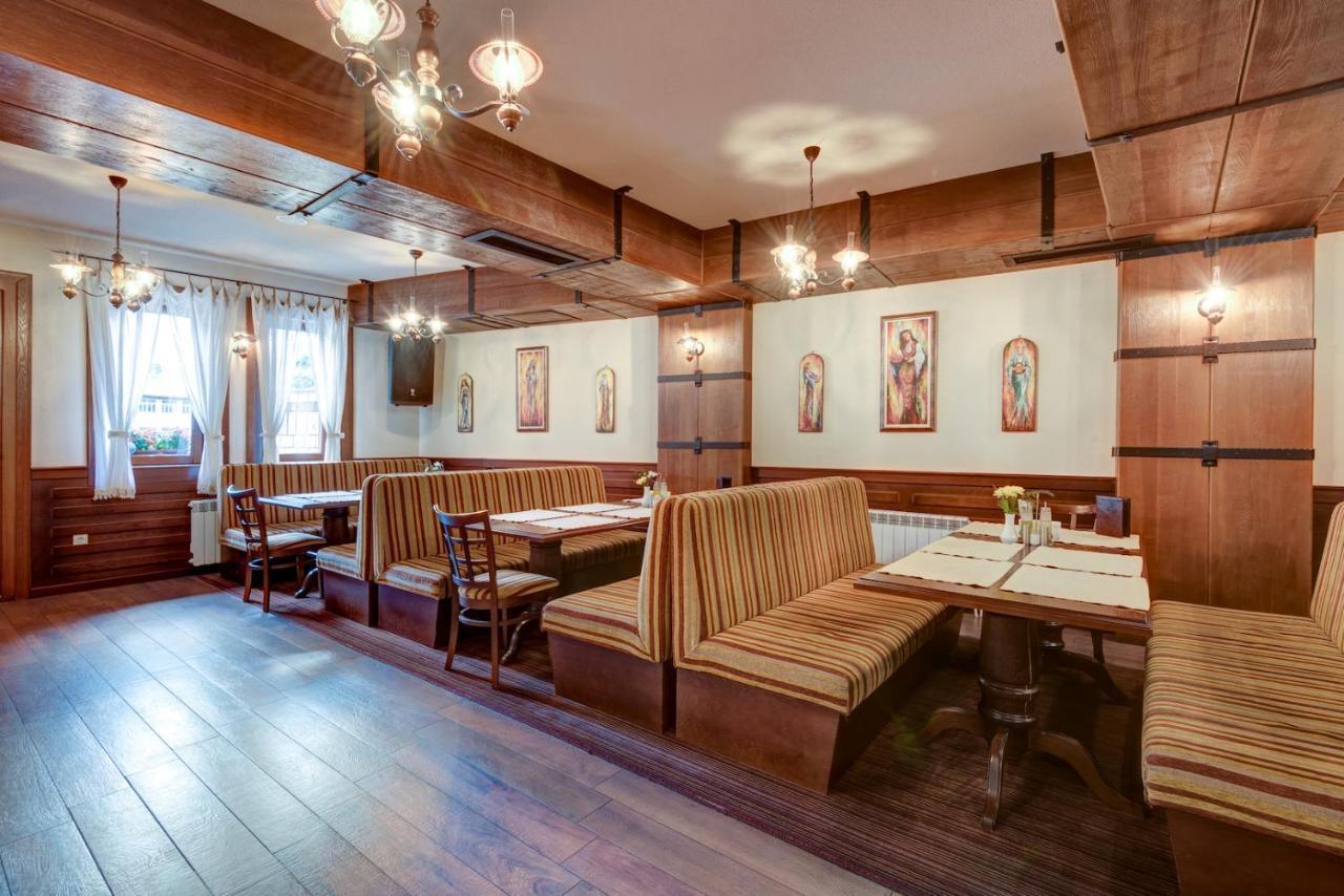 Shiroka Laka Hotel المظهر الخارجي الصورة