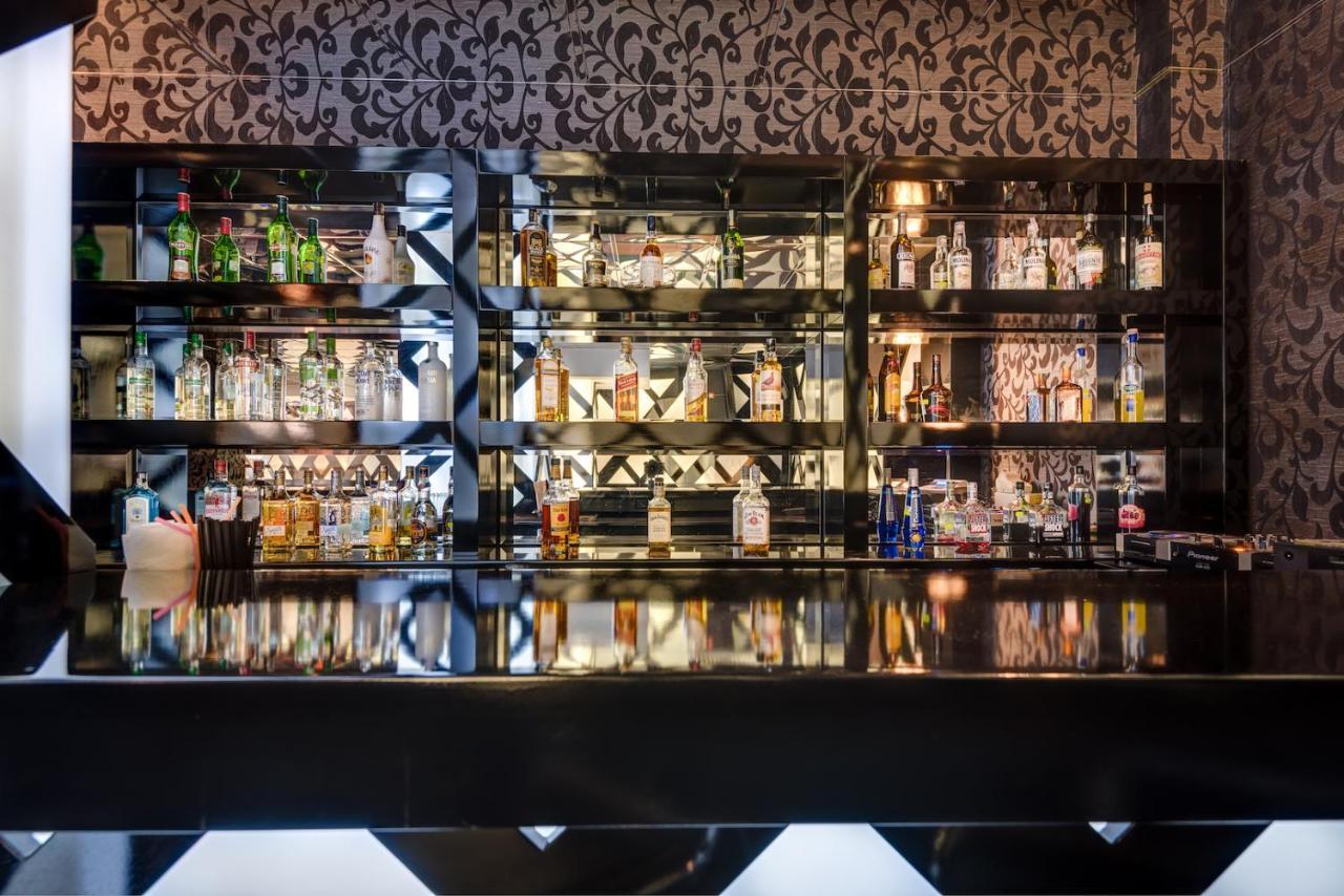 Shiroka Laka Hotel المظهر الخارجي الصورة